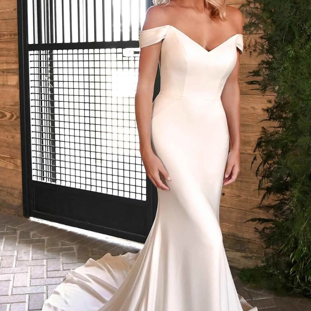 Wedding Dress- Essence of Australia D3457